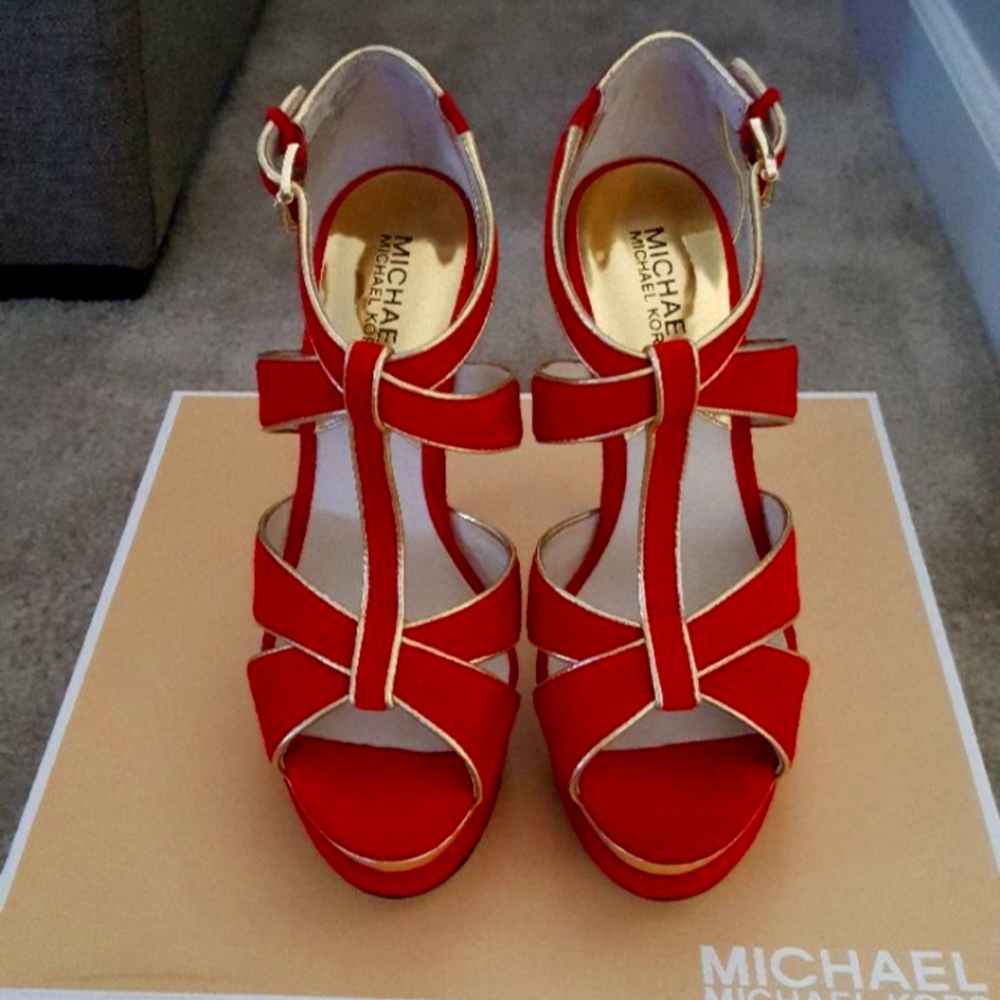 Michael Kors red suede size 7